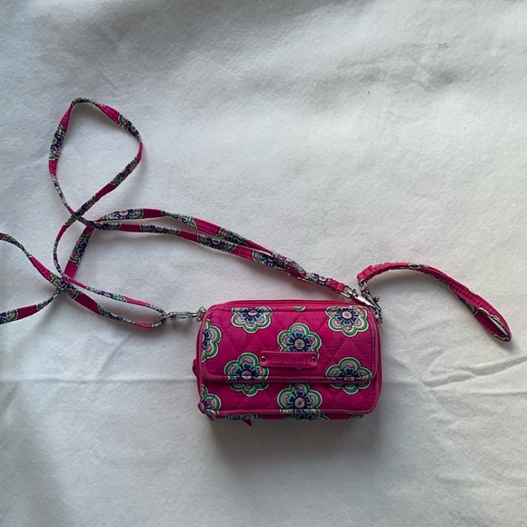 Vera Bradley Wallet with Wristlet & Crossbody Straps - Picture 1 of 8